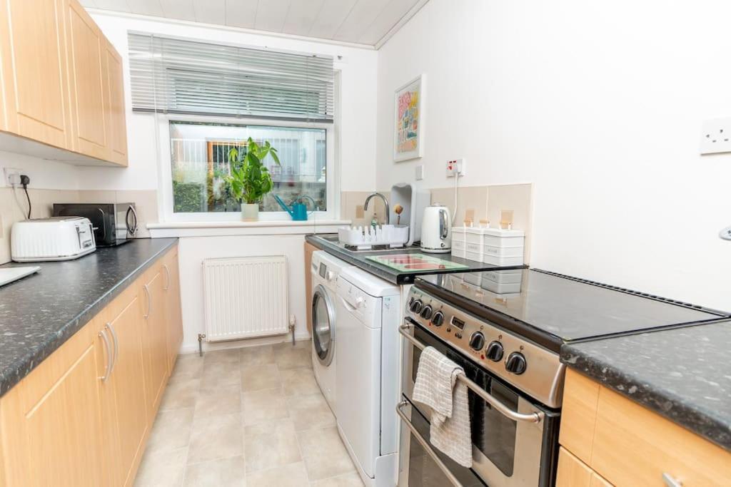'Sunset View' Eclectic & Stylish One Bed Apartment Newport-On-Tay Bagian luar foto